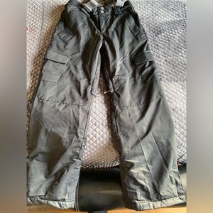 Firefly Aquabase elite snow pants. Kids size Large